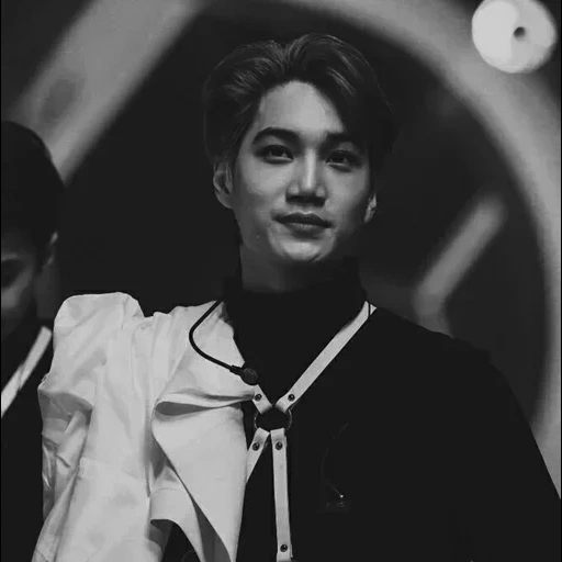 singer, kai exo, lucas nct, nct 127 lucas, korean men's style