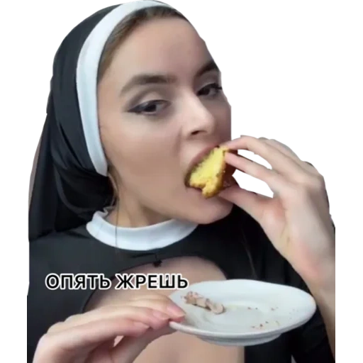 le suore, la banana della suora, suor jana leonova, suor yana leonova tik tok