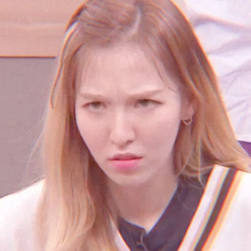 face, asian, meme face, wendy red velvet, wendy red light corduroy meme