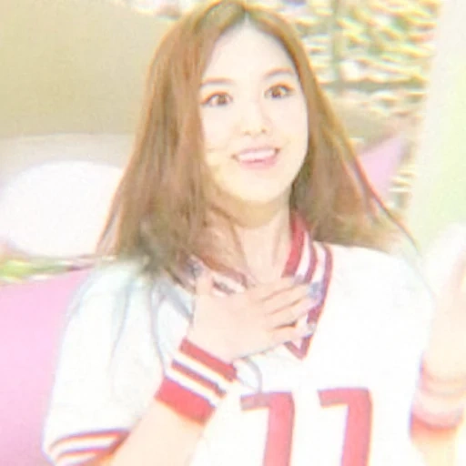 velluto rosso, kanselgi, seulgi velluto rosso, spettacolo di compleanno di somi, wendy red memes velvet