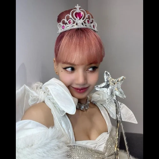 jennie, black pink, lalalalisa m, blackpink lisa, blackpink лиса новогодняя елка