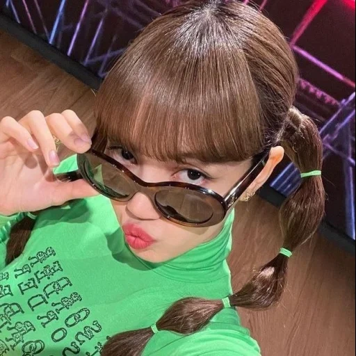 la ragazza, la bambina, lalalalisa m, volpe blackpink, lisa blackpink