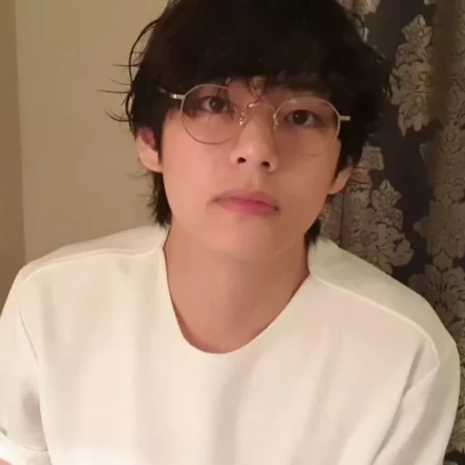 bts taiheng, kim tae-hyun, taehyung bts, taehyung selca, kim tae-heng vlive