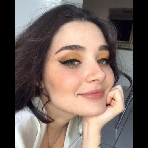 mujer joven, ideas de maquillaje, hermoso maquillaje, chicas hermosas, michelle alves miaalvescz