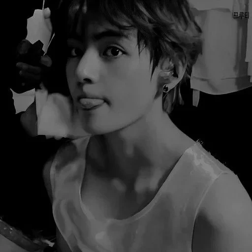 парень, ким тэ хён, taehyung bts, taehyung kim, taehyung selca