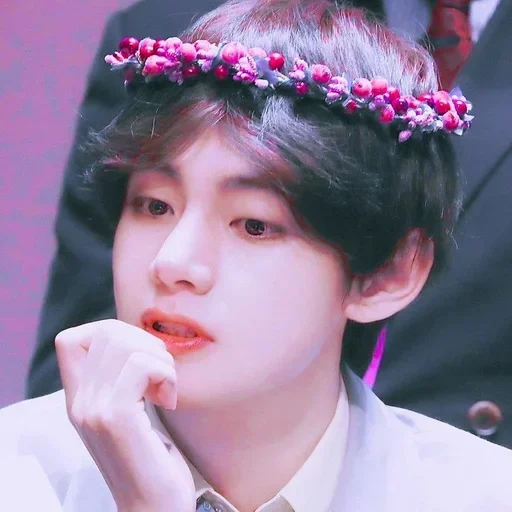 taehyung, bts taiheng, jin taixian, grupo juvenil à prova de balas é raro, bts valentino