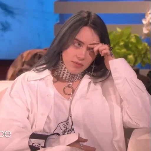 jeune femme, billy ailish, billy ailish turrett, billy ailish show ellen, billie eilish ellen show