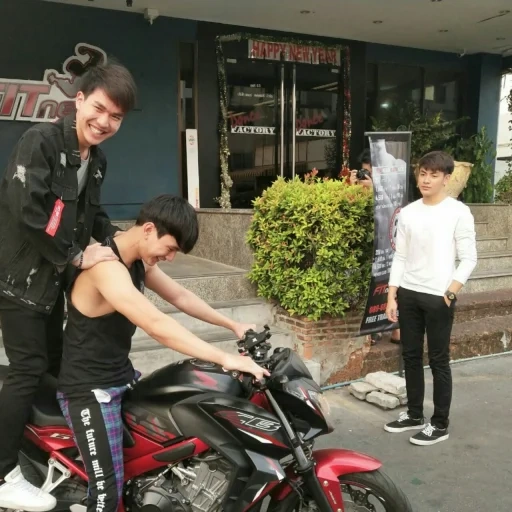 asiático, motocicleta, menino bonito, motocicleta jichang xu, ciclista kiril honda simferopol