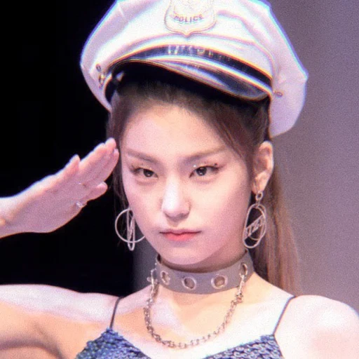 kpop, mode moda, modestil, meme yeji itzy, irene red velvet