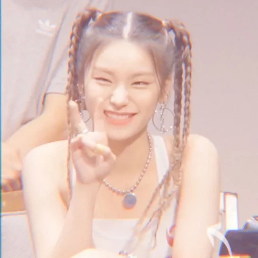 the girl, asian, itzy yeji