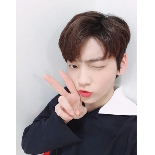 asia, taehyun kepada kami, dengan hyun-jin, txt yongjun subin, pria korea