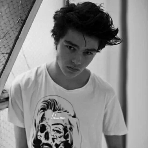 young man, lovely boys, felix mallard, the boys are very handsome, lovely boys