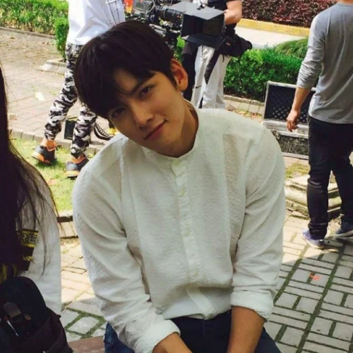 lee min ho, ji chan uk, ji chang wook, uomini coreani, ragazzi coreani belli 19 anni