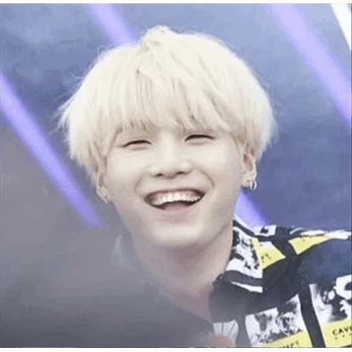 suga, bts suga, min yoongi, yoongi bts, бтс юнги улыбка