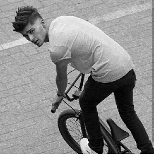 zain malik, bicycle, riding a bicycle, bumix bicycle, small bicycle