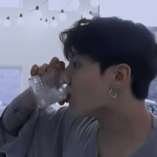 jungkook, jung jungkook, jungkook bts, jungkook milk