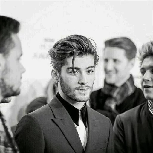 zane, zane malik, louis tomlinson, coiffures d'hommes, coiffure zane malik