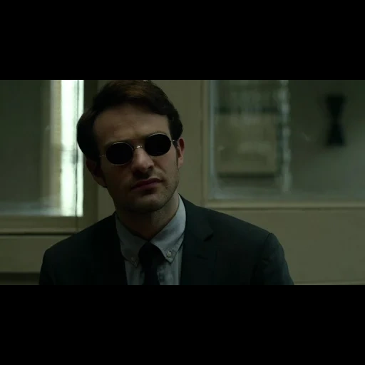 murdock, twitter, charlie cox, petualang, mirrored sunglasses